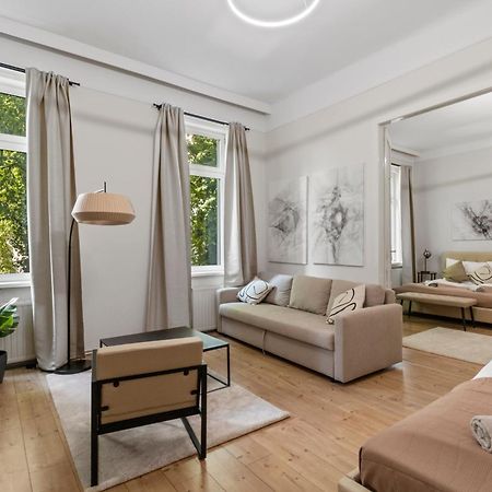 Stylish Apartment, Next To Schloss Belvedere Vienna Exterior photo
