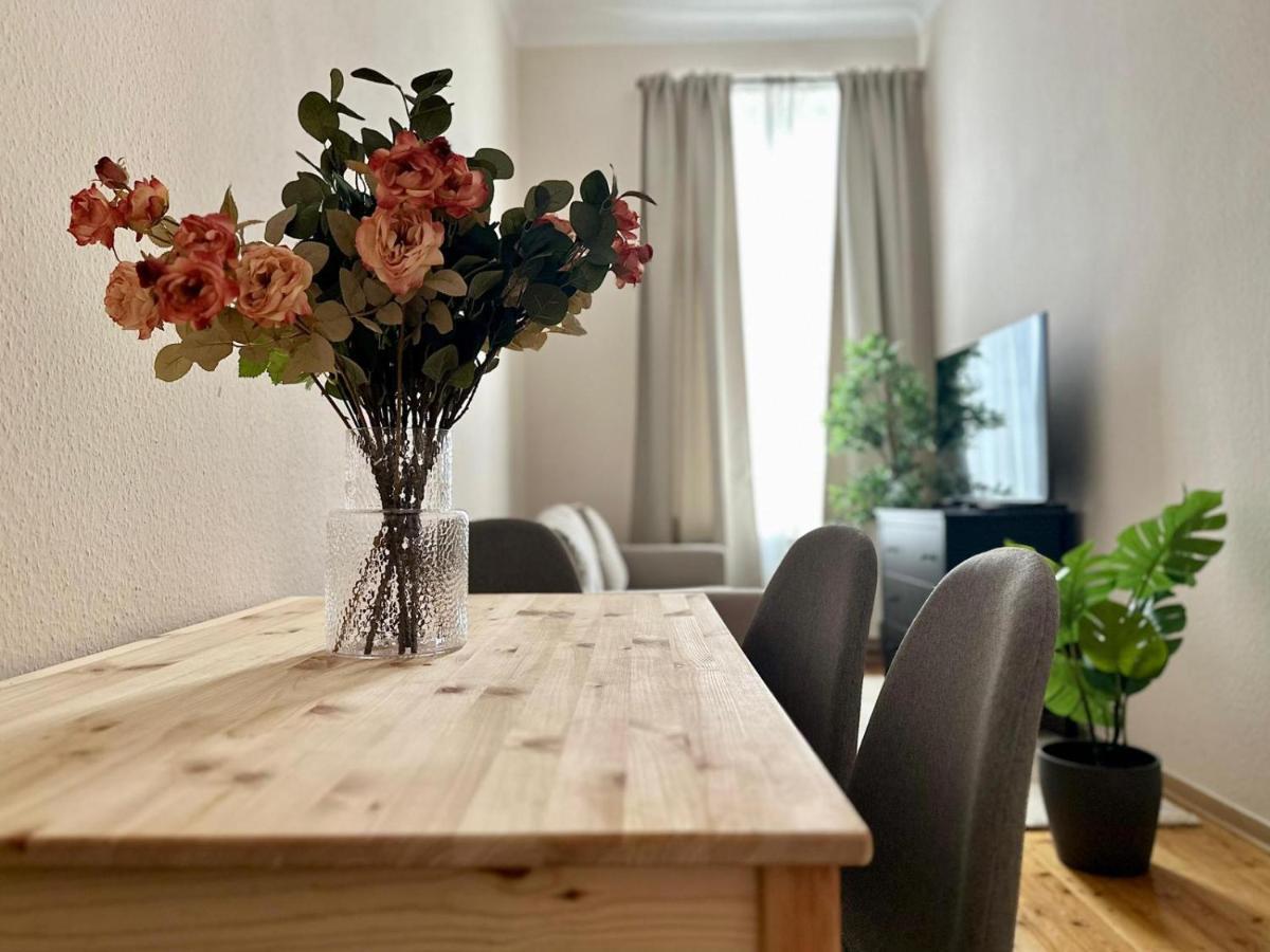 Stylish Apartment, Next To Schloss Belvedere Vienna Exterior photo
