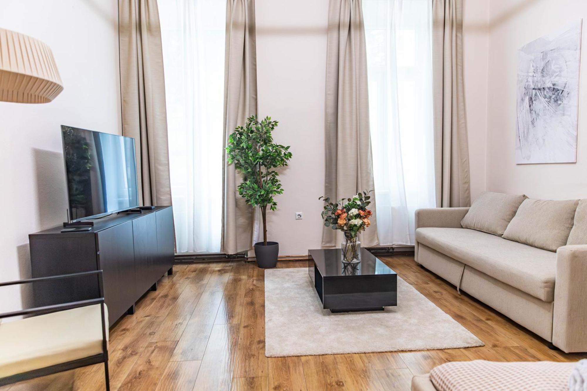 Stylish Apartment, Next To Schloss Belvedere Vienna Exterior photo