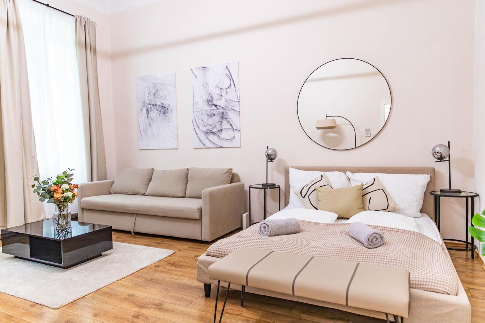 Stylish Apartment, Next To Schloss Belvedere Vienna Exterior photo